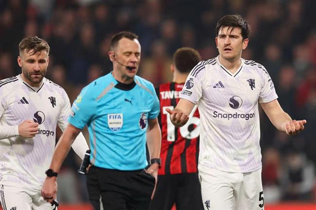 FA lên tiếng về tấm thẻ đỏ của Harry Maguire trước Bournemouth 1