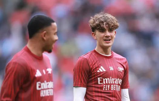 Paul Scholes chỉ ra sai lầm của Mikel Arteta trước Man City