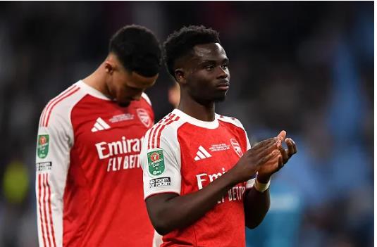 Mikel Arteta được khuyên nên loại bỏ Bukayo Saka