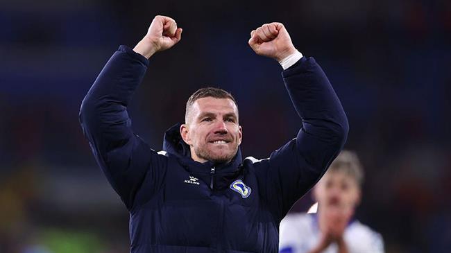 Ở tuổi 40, Dzeko đứng trước cột mốc World Cup hiếm có