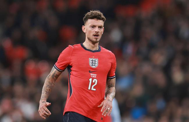 Jordan Henderson khẳng định ĐT Anh luôn bảo vệ Ben White