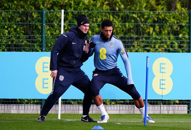 Thomas Tuchel không mạo hiểm với Bellingham trước Nhật Bản 1