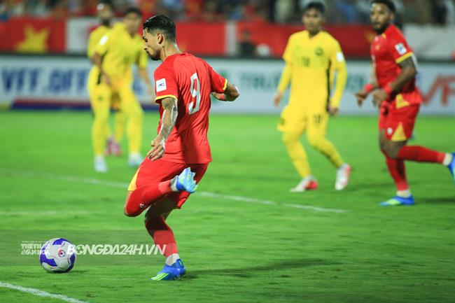 Hên kiến tạo, Son ghi bàn làm tung lưới ĐT Malaysia