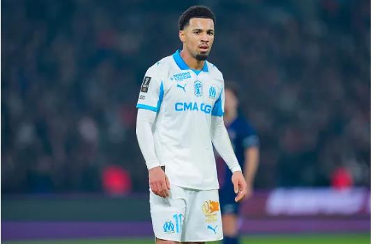 Arsenal bị chỉ trích vì để Ethan Nwaneri ra đi