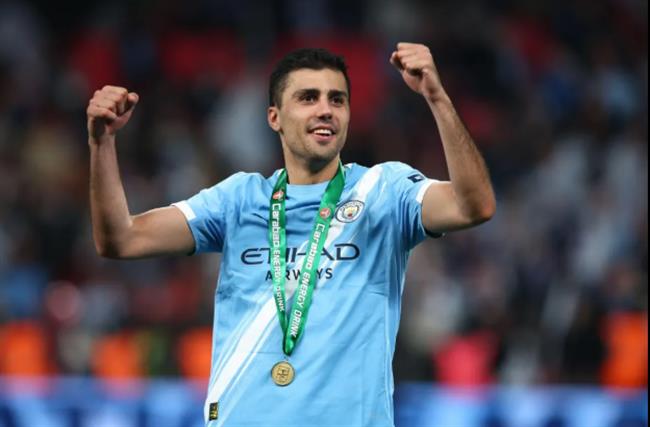 Man City muốn gia hạn với Rodri