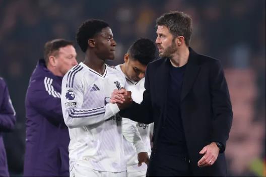 Ryan Giggs đánh giá rất cao Michael Carrick