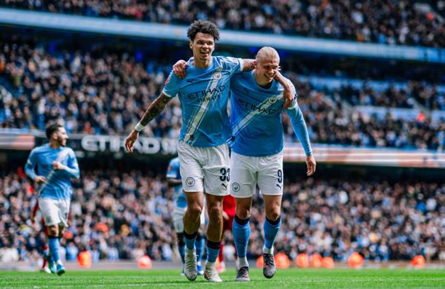 Bernardo Silva: "Haaland chơi như một con thú trước Arsenal"