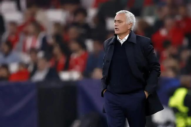 Mourinho lên tiếng về tương lai sau mùa giải trắng tay của Benfica