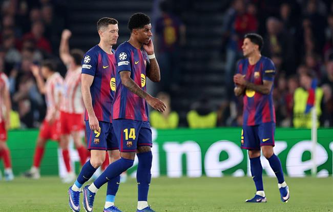 Rashford không hài lòng với trọng tài sau trận thua của Barca