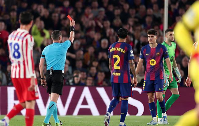 Rashford không hài lòng với trọng tài sau trận thua của Barca 1 Rashford không hài lòng với trọng tài sau trận thua của Barca 1