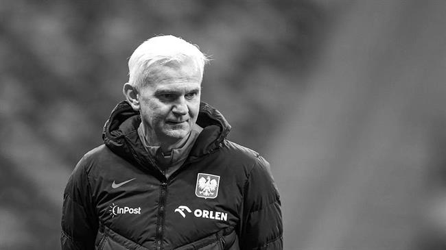 Cựu HLV Champions League đột ngột qua đời khi đang chạy bộ