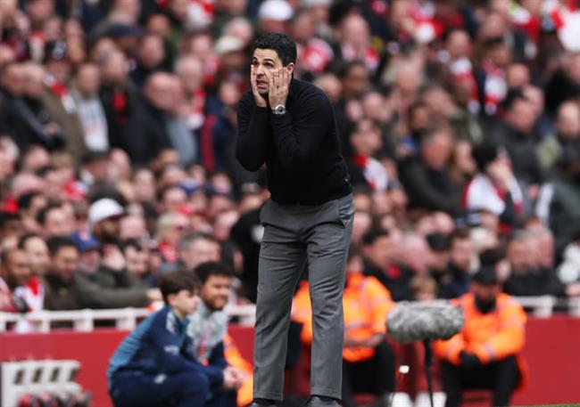 Khi thầy trò Mikel Arteta tự làm khó mình trong cuộc đua vương quyền