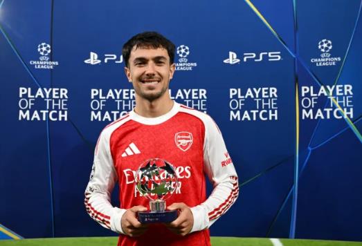 Martin Zubimendi gửi thông điệp đến Real Madrid