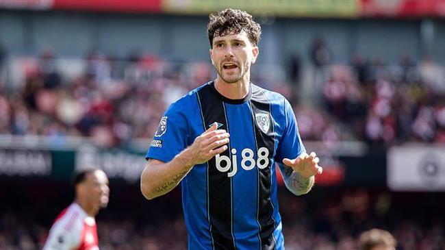 Điểm tin bóng đá sáng 17/4: Liverpool dẫn đầu cuộc đua chiêu mộ Senesi