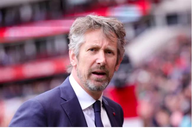 Edwin van der: “MU đã đẩy đi những cầu thủ có phẩm chất tuyệt vời”