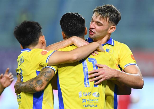 Hai Long tiết lộ về sự kết hợp ăn ý với Đỗ Hoàng Hên tại Hà Nội FC