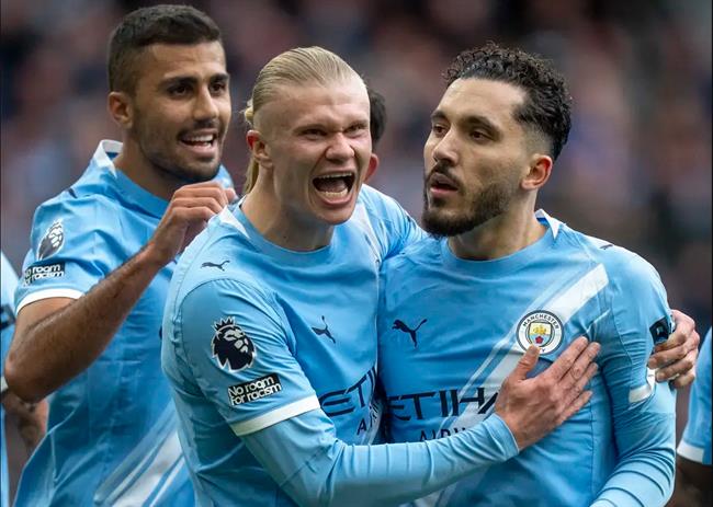 Jamie Carragher du doan cuoc dua vo dich Ngoai hang Anh mua nay.