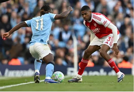 Arsenal đang phải trả giá vì mục tiêu giành cú ăn 4