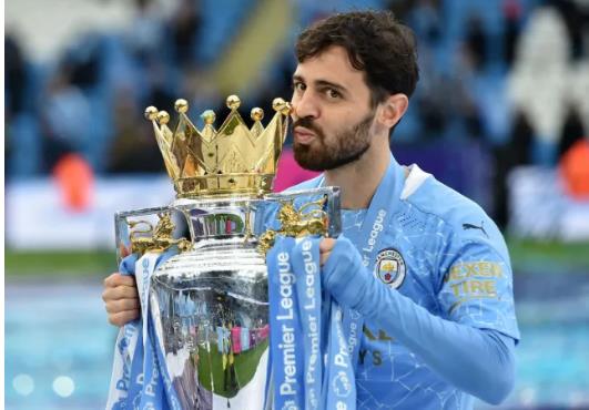 Arsenal cân nhắc chiêu mộ Bernardo Silva