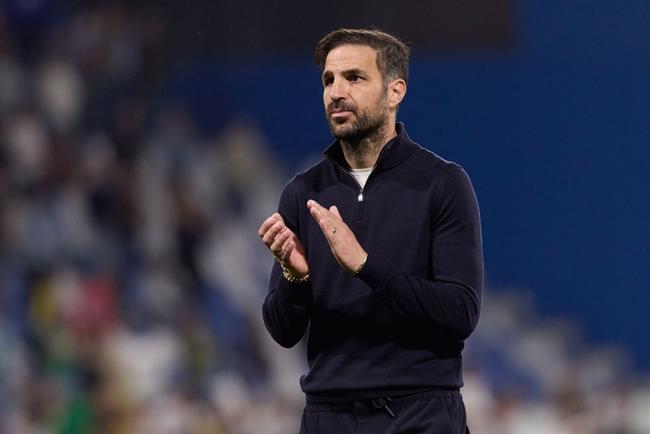 Petit khuyên Cesc Fabregas tránh xa Chelsea