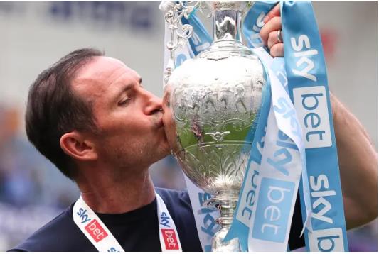 Joe Cole gửi lời khuyên đến Frank Lampard về việc dẫn dắt Chelsea