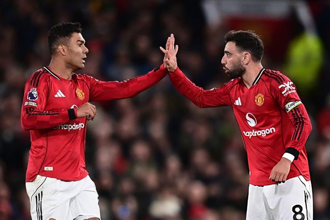 Casemiro quyết giúp Bruno Fernandes chinh phục kỷ lục kiến tạo