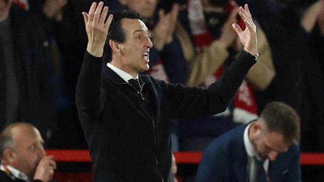 Unai Emery bức xúc với VAR sau trận thua Nottingham