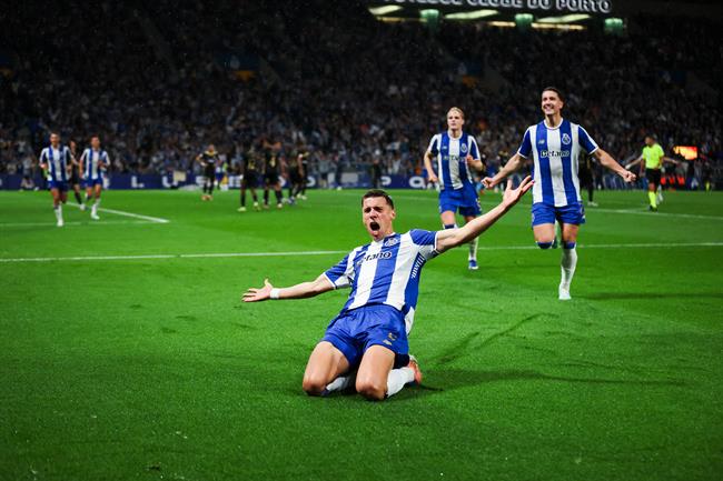 Porto vô địch Liga Portugal trước 2 vòng đấu