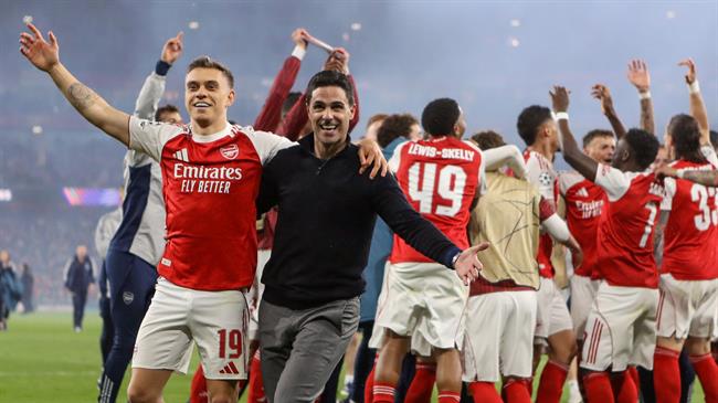 Arsenal Cờ đến tay rồi, liệu phất được không 1