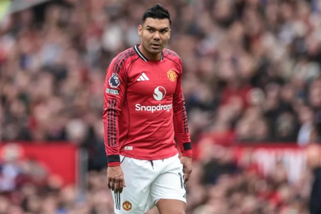 Vì sao Casemiro và Sesko vắng mặt trước Sunderland?