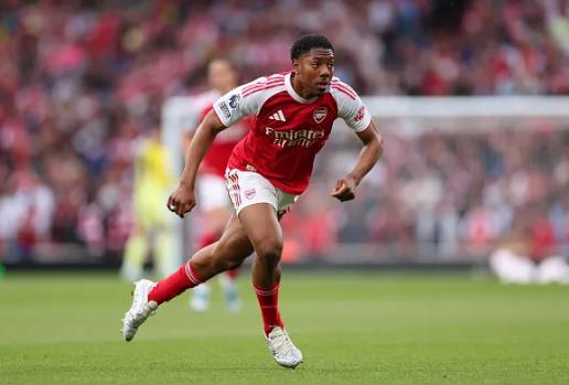 Myles Lewis-Skelly và Viktor Gyokeres cần đá chính trước West Ham