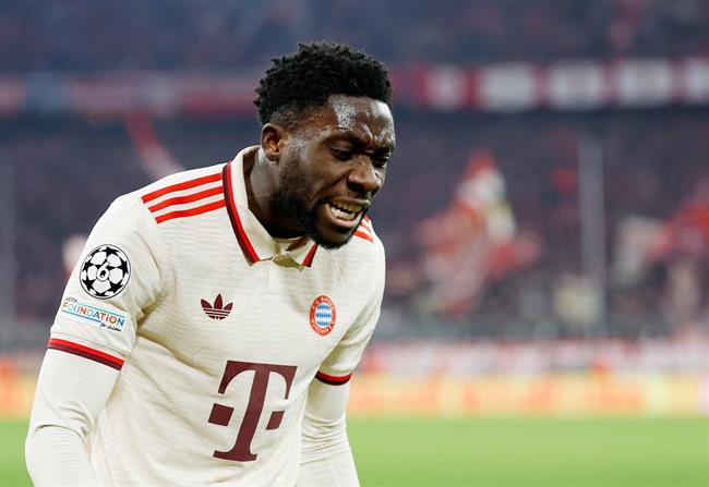 Bayern Munich lo ngại cho sức khỏe tinh thần của Alphonso Davies