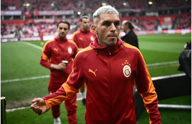 Lucas Torreira bị hành hung tại trung tâm mua sắm