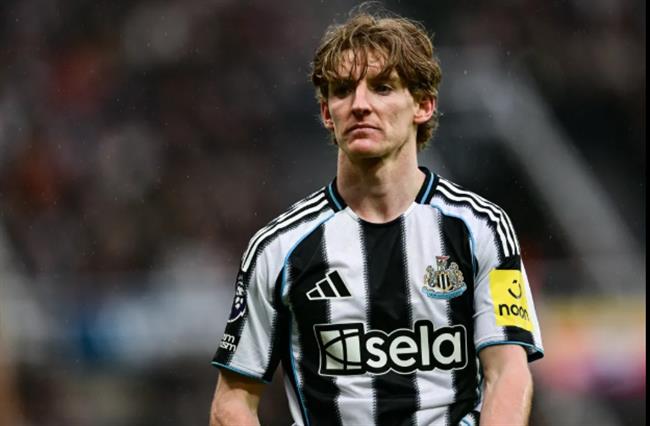 Anthony Gordon đạt được thỏa thuận cá nhân với Bayern Munich