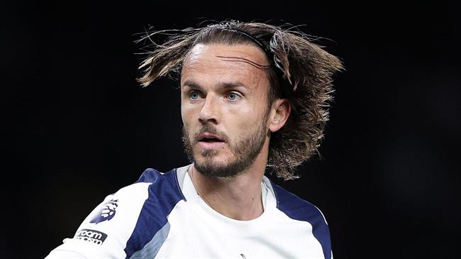 James Maddison: “Các trọng tài đang sợ phải đưa ra quyết định”
