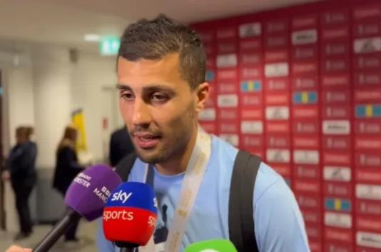 Rodri cảnh báo Arsenal sau khi Man City vô địch FA Cup