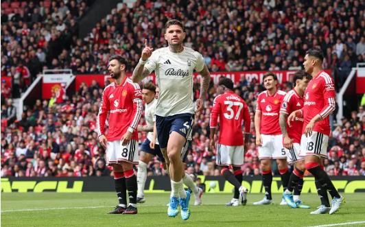 Roy Keane chỉ trích Amad Diallo