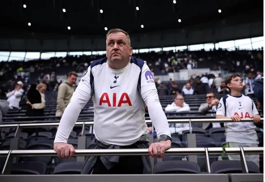 Người cũ tin rằng Tottenham cần một cuộc cải tổ toàn diện