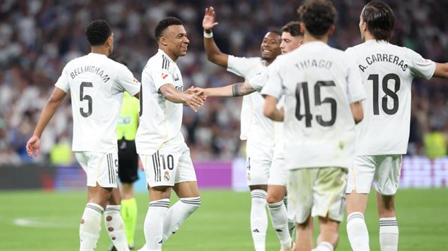 Real Madrid thắng tưng bừng ngày Arbeloa chia tay Bernabeu