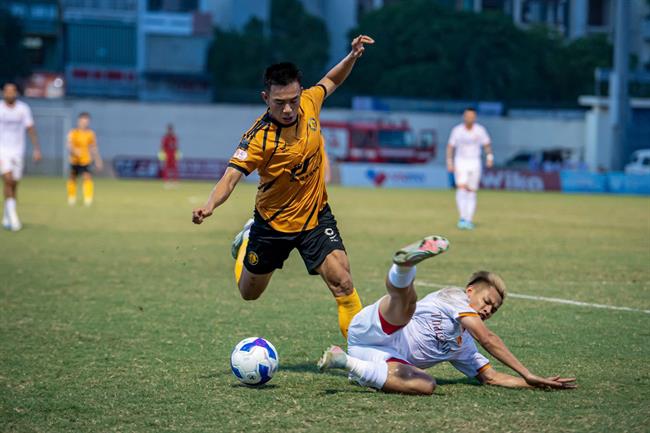 HLV Thanh Hóa: "Trọng tài chưa kiểm tra VAR kỹ bàn của HAGL"