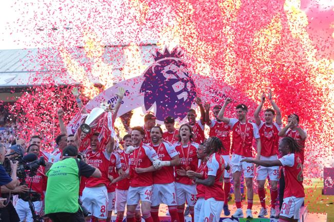 Arsenal chưa thể vươn tầm nếu không vô địch Champions League 1