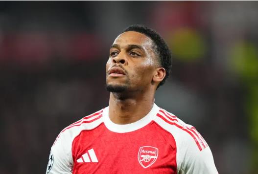 2 cầu thủ này của Arsenal không nên đá chính trước PSG?