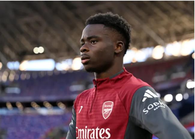 Bukayo Saka không đồng tình với nhận định về PSG