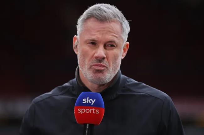 Jamie Carragher chỉ ra 2 bản hợp đồng Arsenal phải thực hiện 