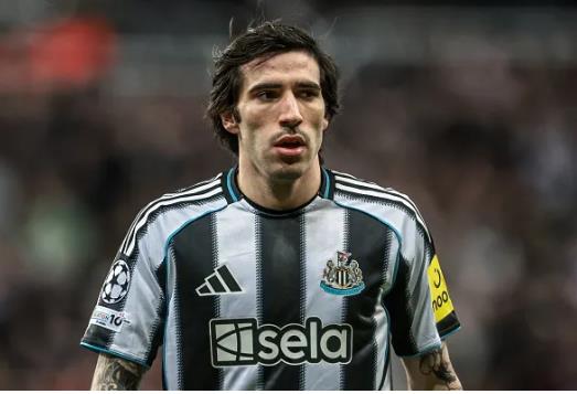 Arsenal chưa từ bỏ việc chiêu mộ Sandro Tonali 
