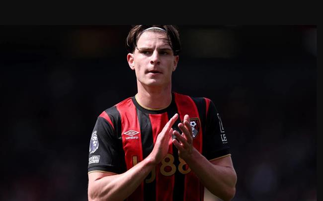 Bournemouth chốt giá bán trụ cột cho MU và Liverpool