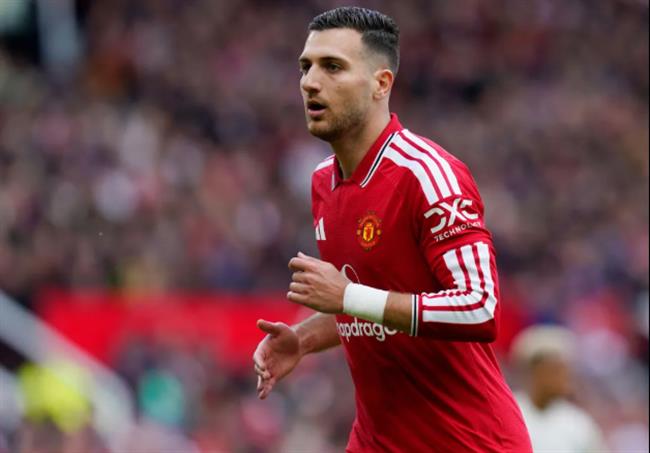 Diogo Dalot thoát chết trong vụ tai nạn kinh hoàng