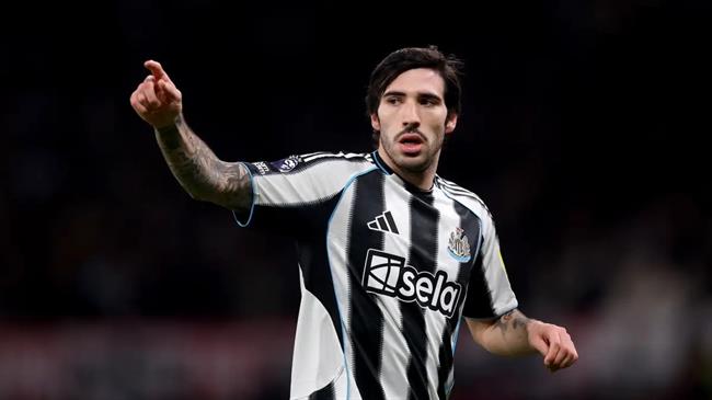 Newcastle sẵn sàng bán Sandro Tonali, MU và Man City vào cuộc