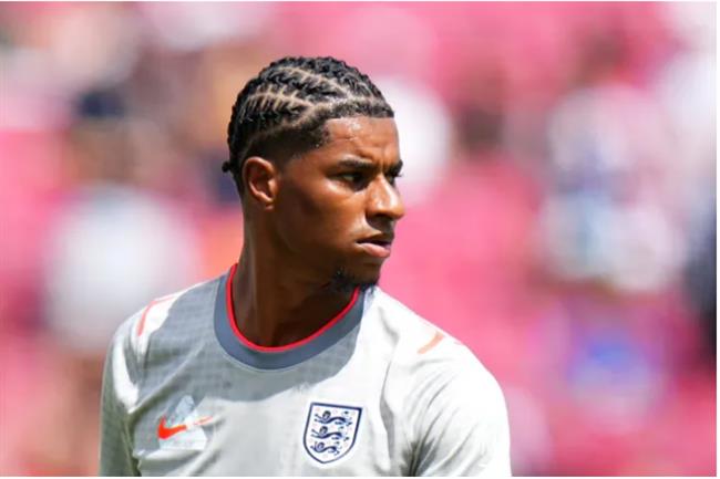 Barca đưa ra quyết định cuối cùng về việc mua đứt Marcus Rashford