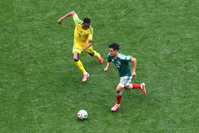 Thần đồng Mexico phá kỷ lục tồn tại gần 100 năm tại World Cup 1 Thần đồng Mexico phá kỷ lục tồn tại gần 100 năm tại World Cup 1